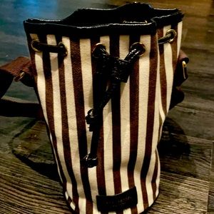 Wine Bottle Bag Holder this is brand new without tags in perfect condition